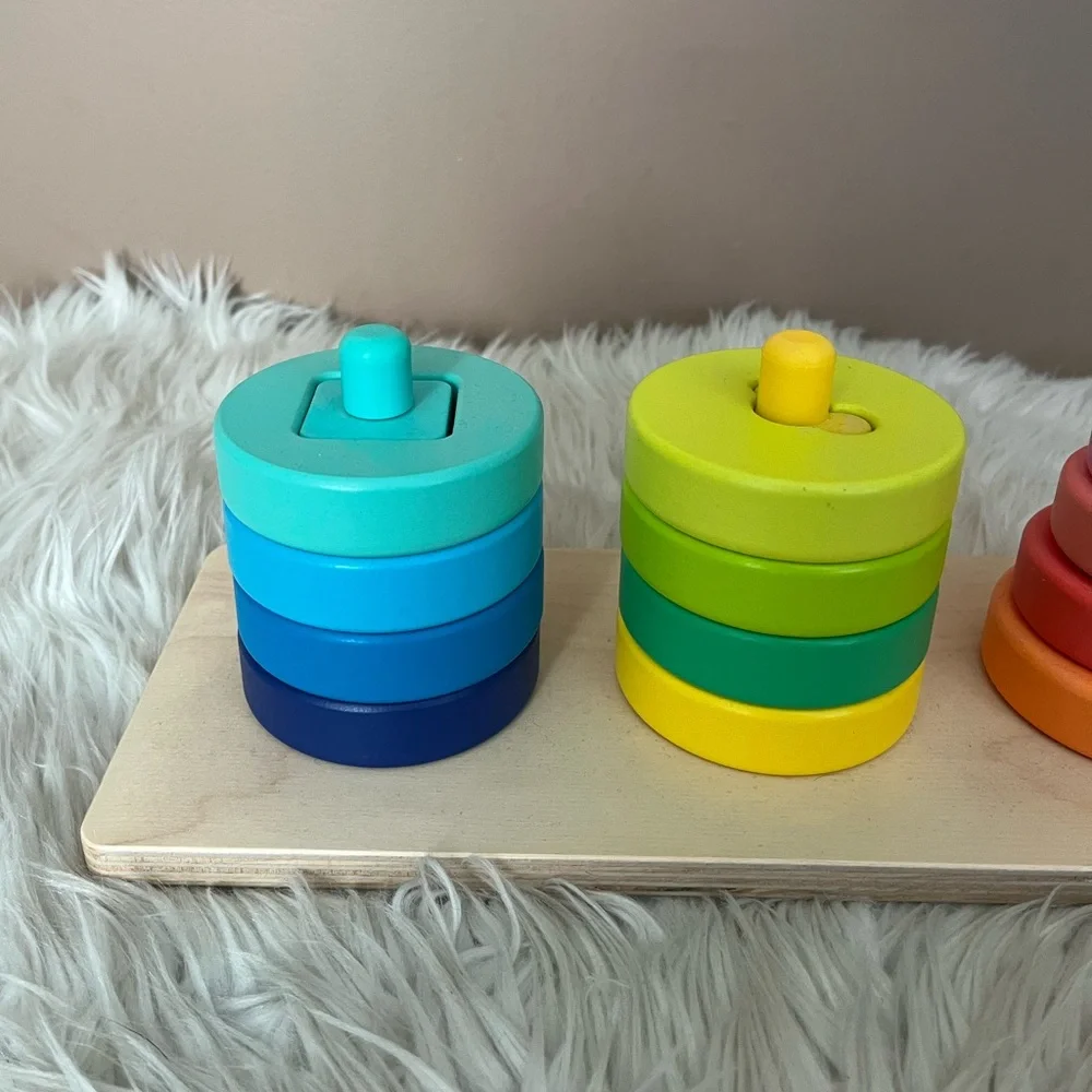 {LOVEVERY} Twist & Pivot Pattern Puzzle The Researcher Kit - Months 31, 32, 33